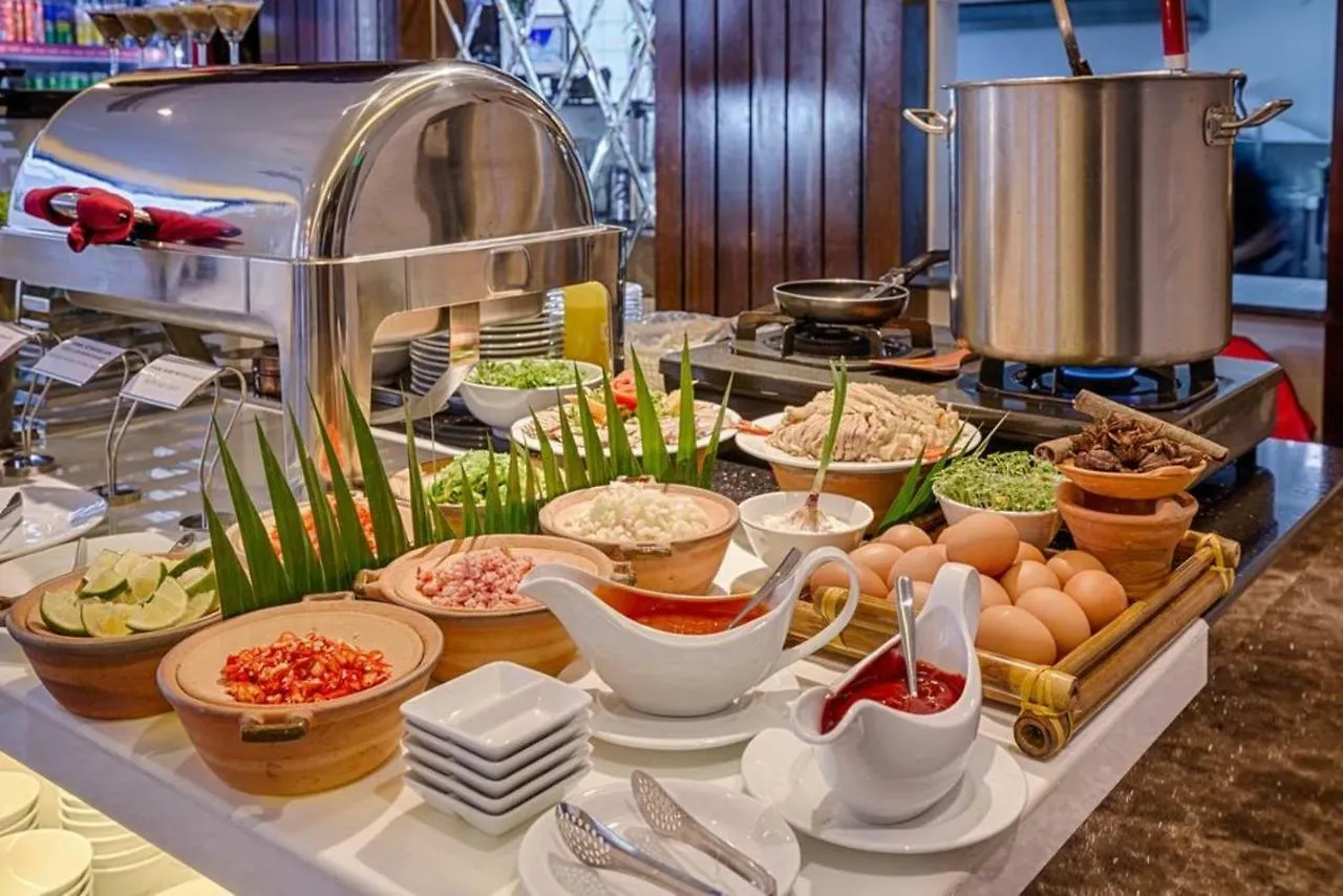 Cherry Hotel & Apartment Da Nang - Phoenix 2 Hotel